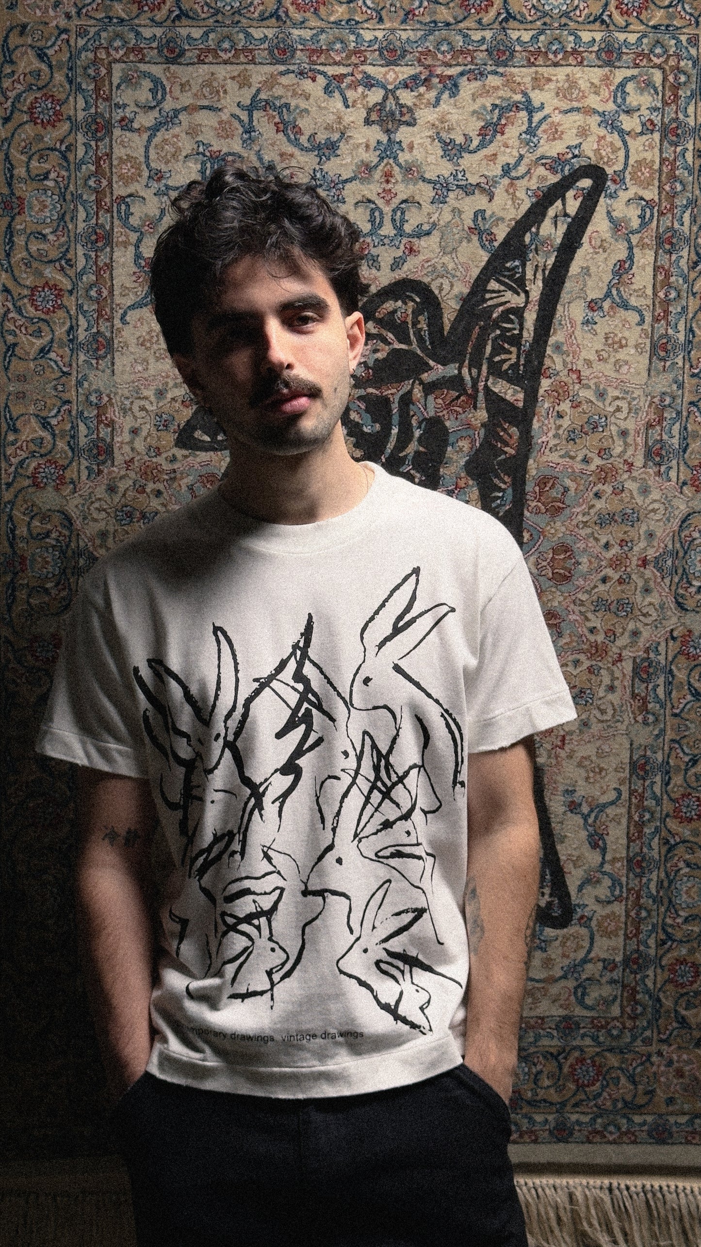 Camiseta Vintage Drawings